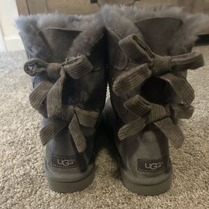 Ugg Boots women’s size 7 Bailey Bow